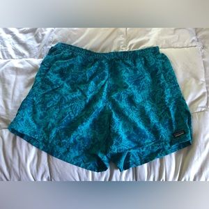 Patagonia baggies 5 inch inseam size L